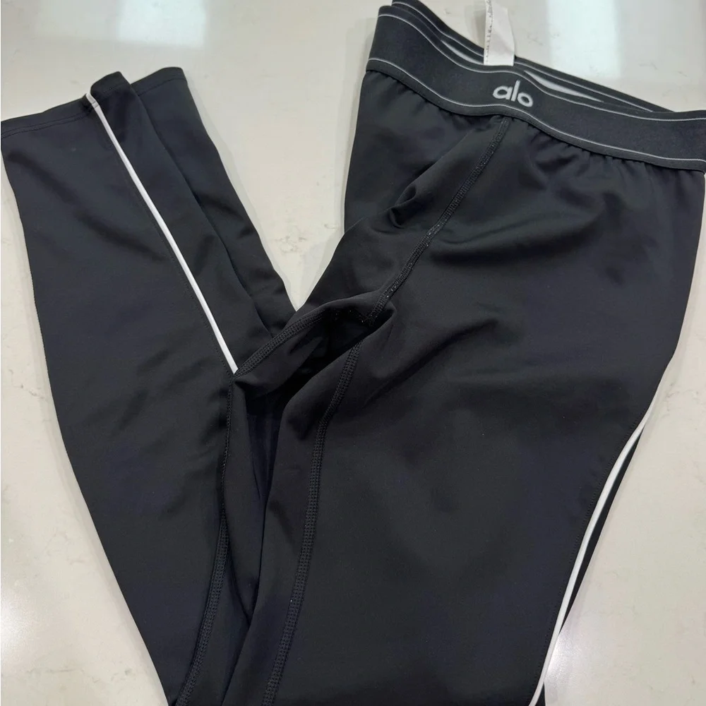 Alo airlift suit up legging large - Picture 4 of 6